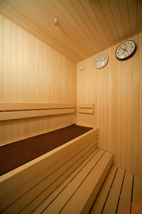 Hotel Coco Grand Ueno Shinobazu Tokyo Bagian luar foto