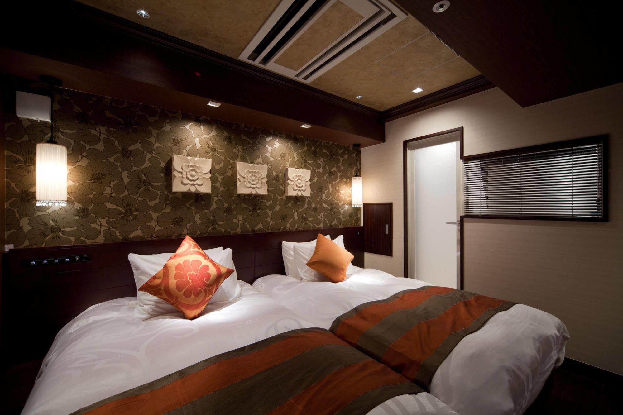 Hotel Coco Grand Ueno Shinobazu Tokyo Bagian luar foto